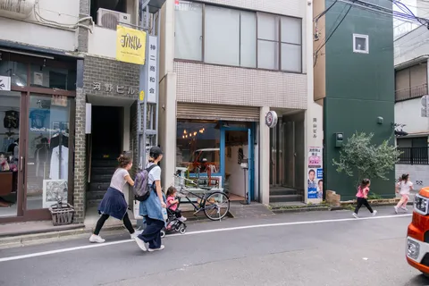 大都会浴、街灯18