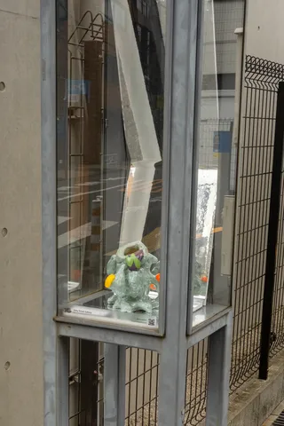 メモリーフォーム、街灯17