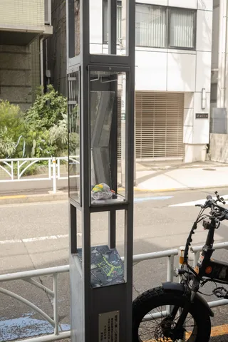 メモリーフォーム、街灯7