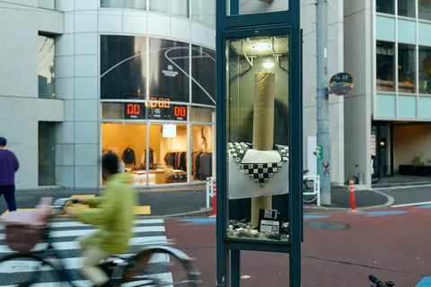 Precious Waste, lamp 16