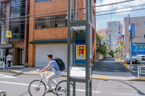 猫はどこへ消えた？、街灯14